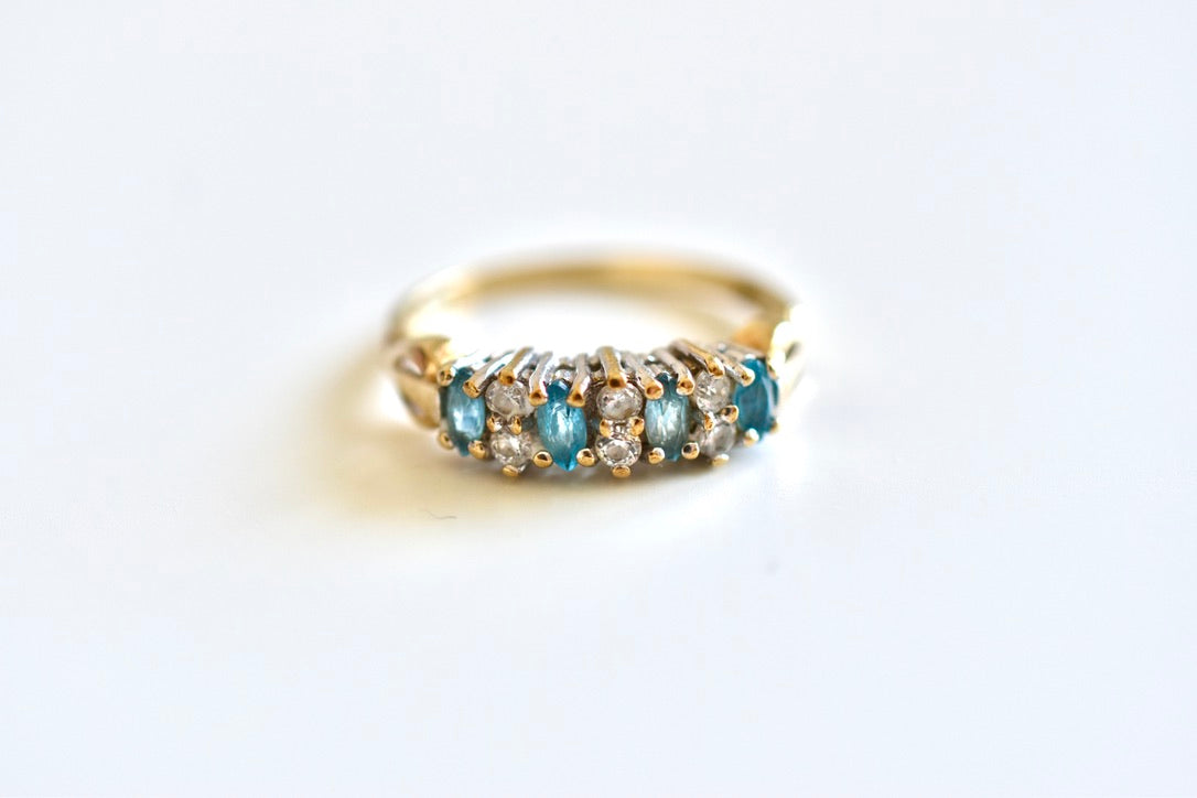9ct Gold Topaz Gemstone Dress Ring Marquise