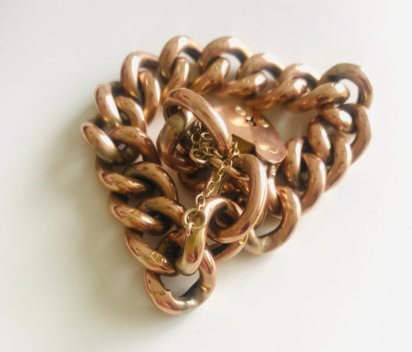 Chunky 9ct Gold Ladies linked Charm Bracelet in its original red heart shaped box