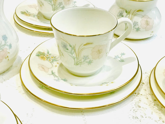 Juego de taza de té y platillo Flirtation de Royal Doulton