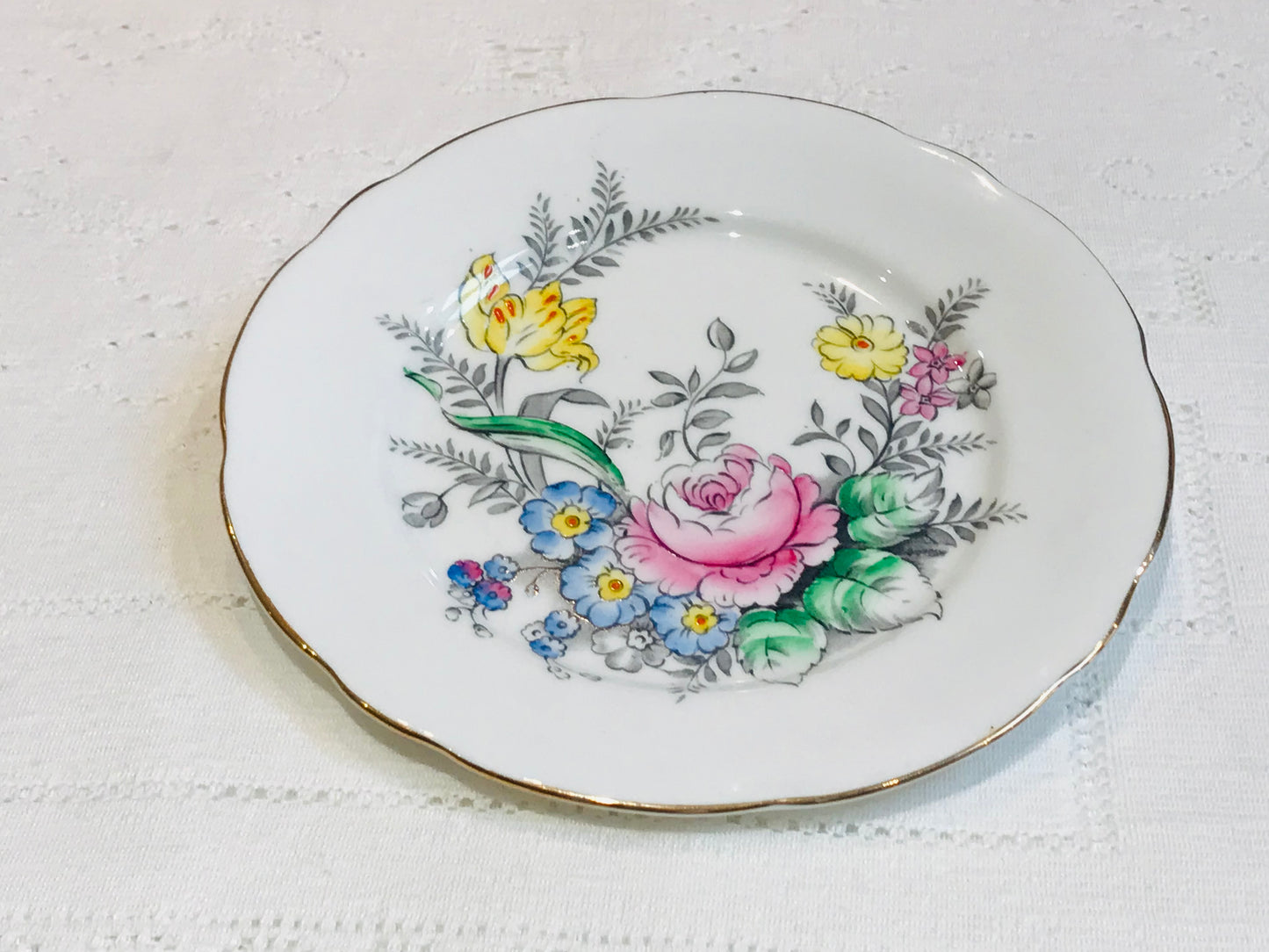 Sold Out - ROYAL STAFFORD "Rosebough"