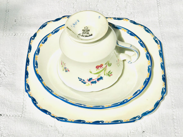 Tazas de té y platillos Harebell azul Paragon