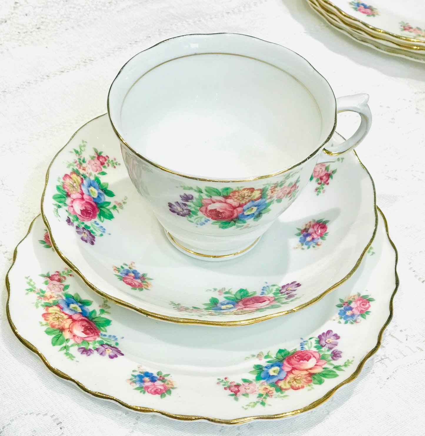 COLCOUGH Juego de platillos de taza de té rosas y flores