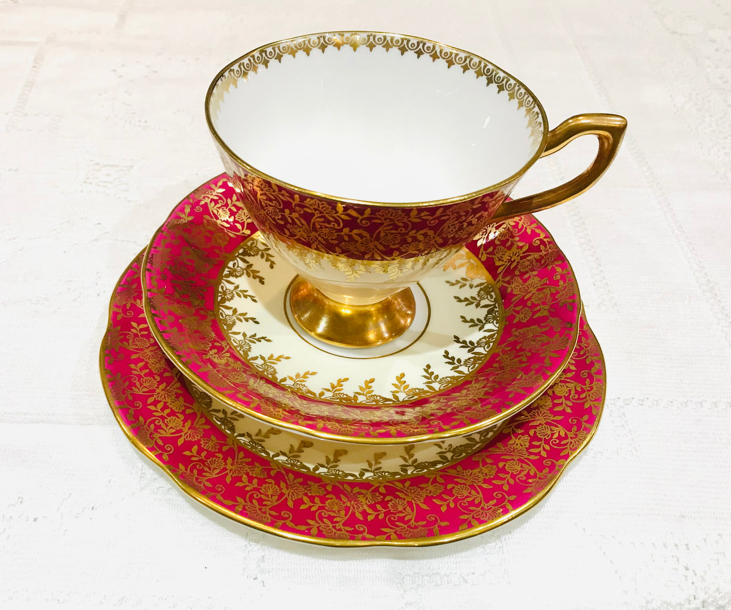 Elegant Teacup Saucer set