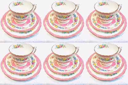 Juego de té floral rosa de los años 50 Crown Staffordshire