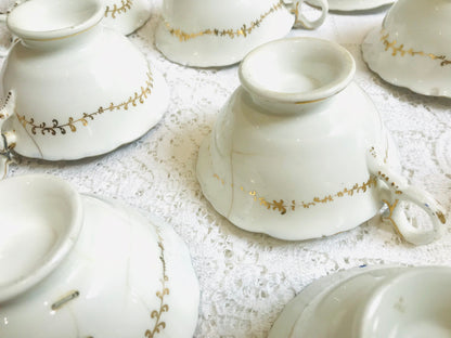 Antique Elegant Blue and White 19th Century Tea set Af